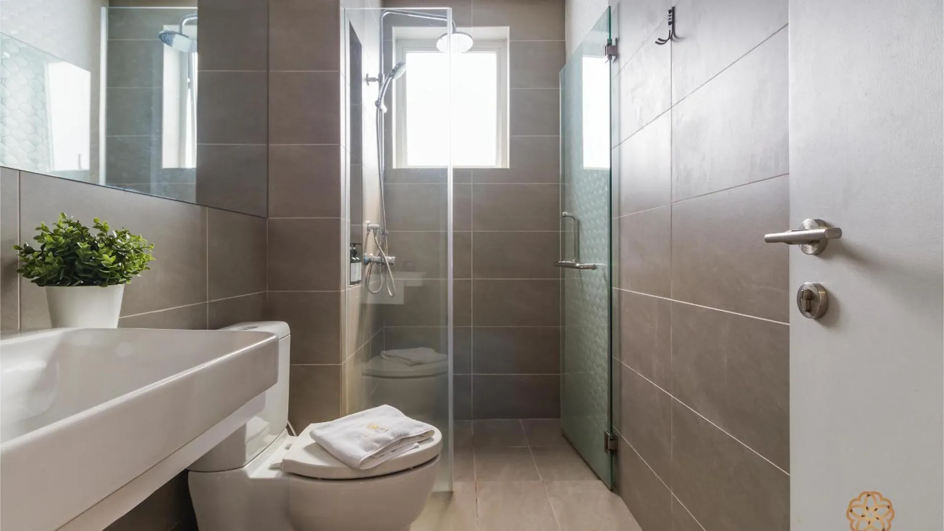 Quill City Residences Klcc, Five Senses Kuala Lumpur